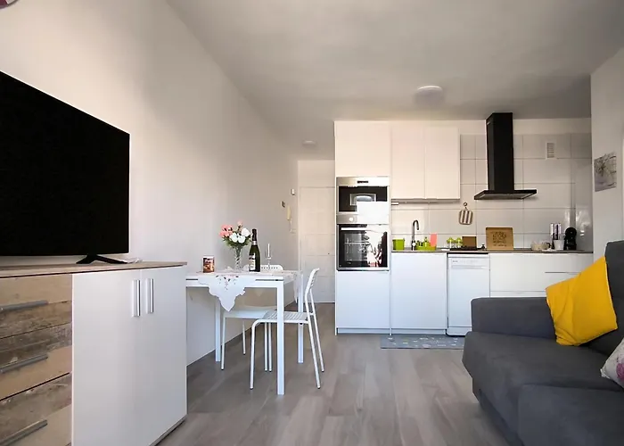 Apartman Amber Cristianos - El Cardon *