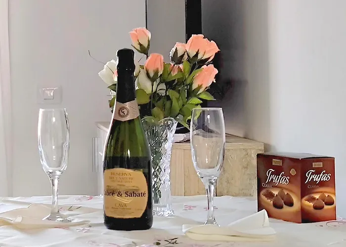 Amber Cristianos - El Cardon Apartman *