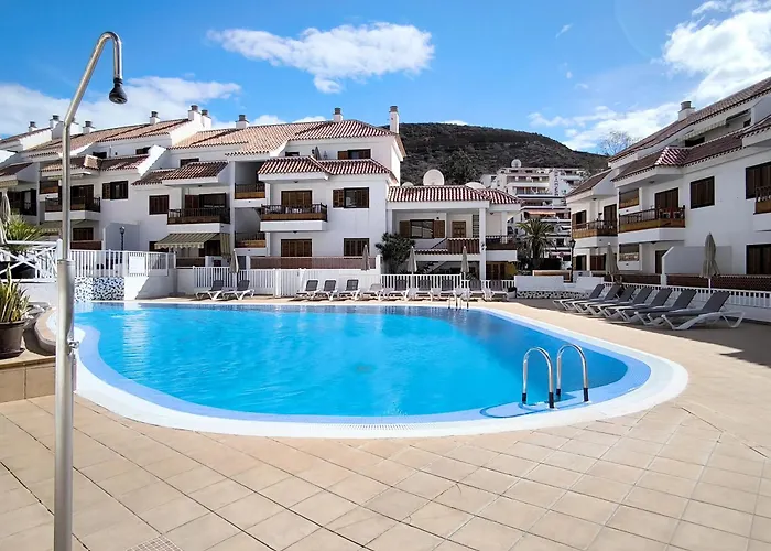 Amber Cristianos - El Cardon Apartman *