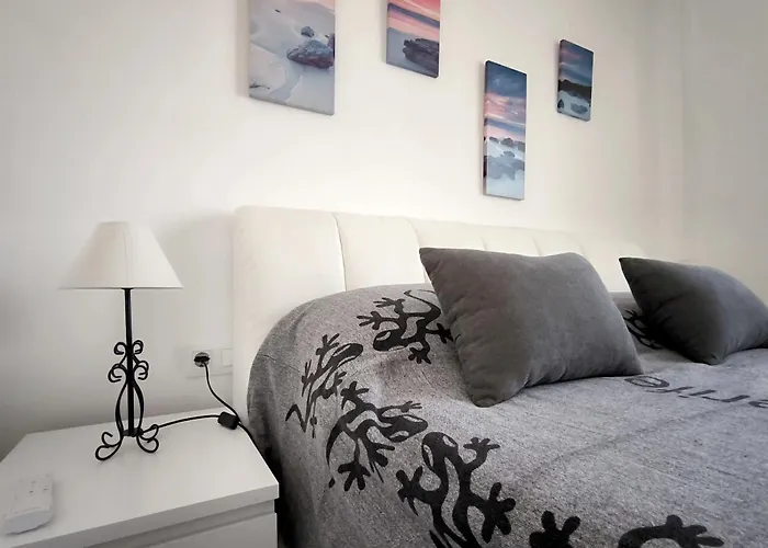 Amber Cristianos - El Cardon