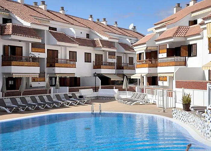 Amber Cristianos - El Cardon *